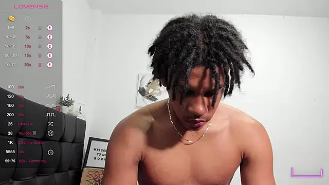 Snapshot of RoddyRich11 chatting on 10-02-25, 11:24 RoddyRich11 online show from 10-02-25, 11:24