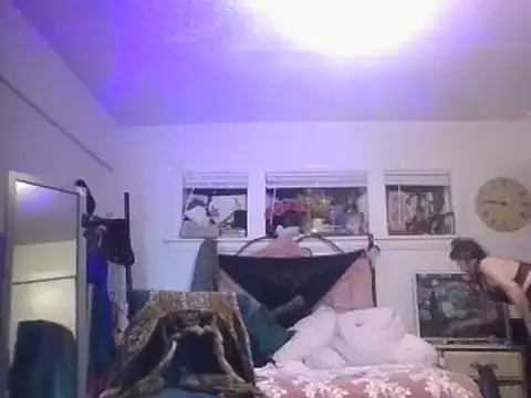 Phoenixmonroe0810 online show from 01-21-25, 05:49