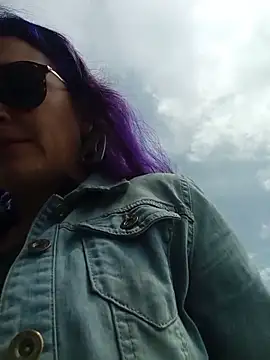 sophie banger online show from 10-12-25, 06:09