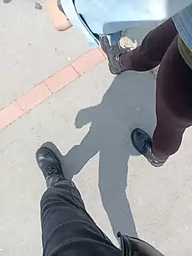 sophie banger online show from 12-21-25, 06:42