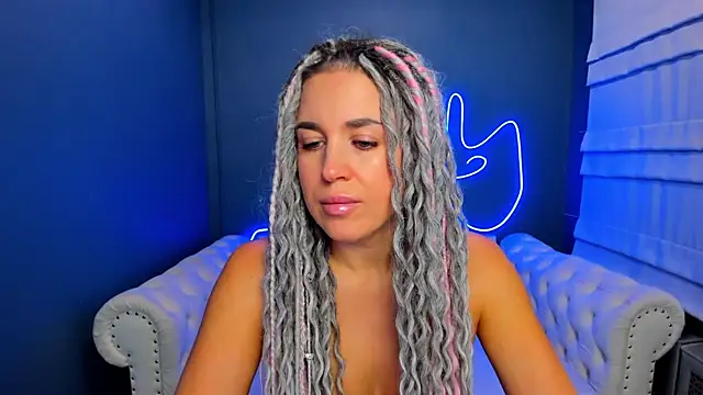 rock n roxy online show from 10-14-25, 01:17