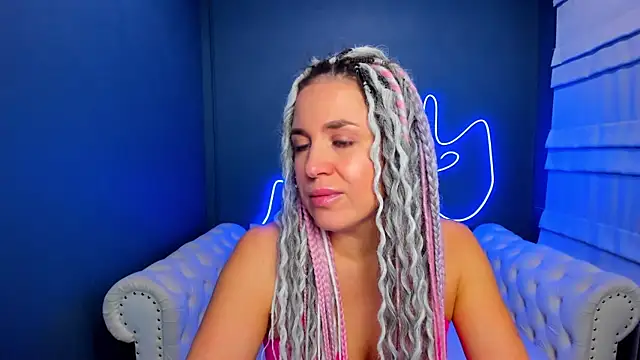 rock n roxy online show from 11-23-25, 01:15