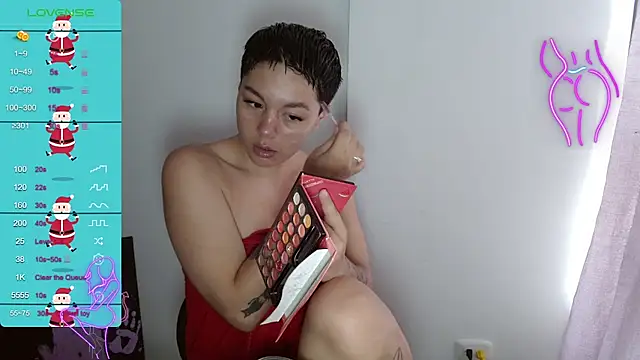 Snapshot of TRIXIE_TANG28 chatting on 01-28-25, 05:56 TRIXIE TANG28 online show from 01-28-25, 05:56
