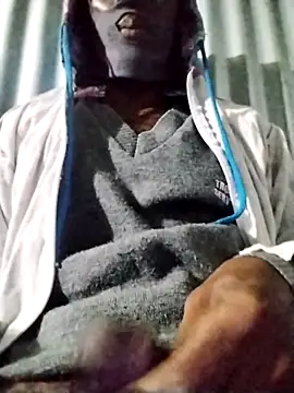 hornyxguy68 online show from 04-24-26, 02:13