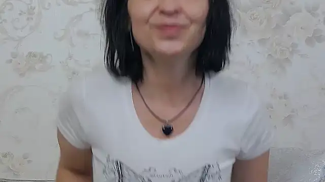 Snapshot of Ortensialady76 chatting on 05-23-26, 03:44 Ortensialady76 online show from 05-23-26, 03:44
