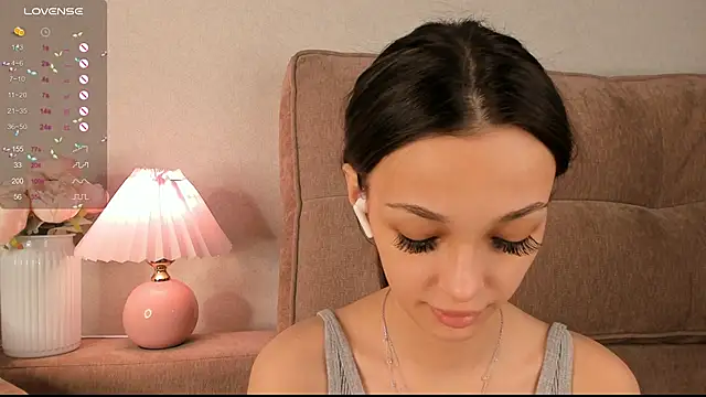 Snapshot of Jessie_meow chatting on 01-23-25, 02:50 Jessie meow online show from 01-23-25, 02:50
