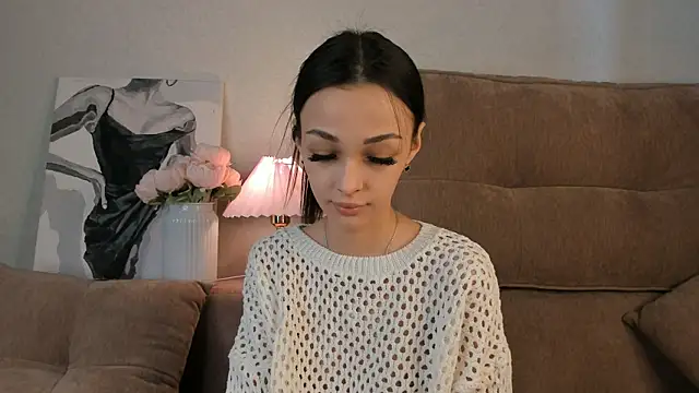 Snapshot of Jessie_meow chatting on 02-08-25, 04:47 Jessie meow online show from 02-08-25, 04:47