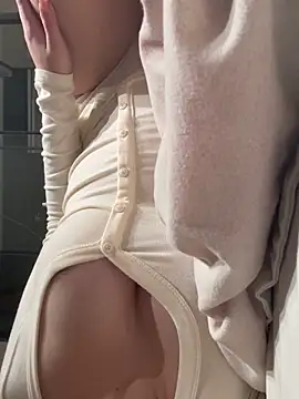 Krismil3 online show from 04-07-26, 12:34