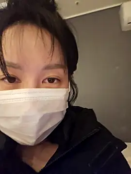 2hyun online show from 03-05-26, 04:36