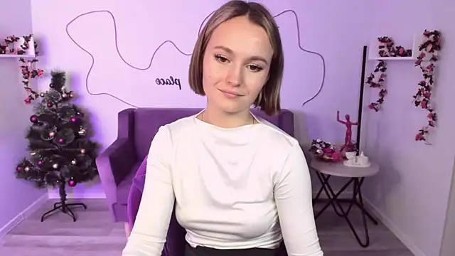 BritnieCute online show from 12-12-24, 10:34