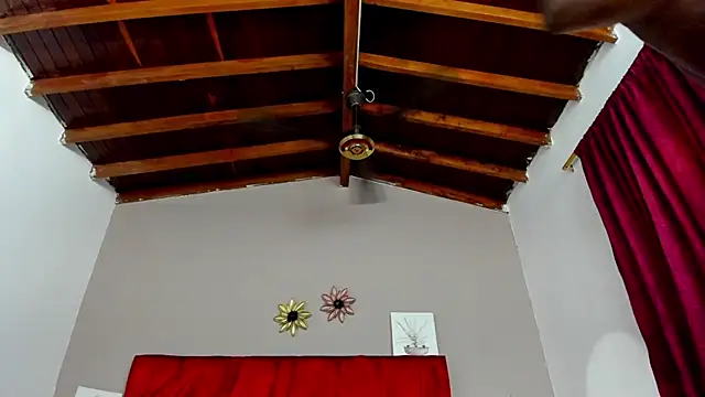 jhonjairo85  online show from 03-20-25, 03:56