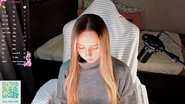 HollisBeckett online show from 02-17-26, 03:15