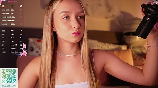 HollisBeckett online show from 11-09-25, 03:10