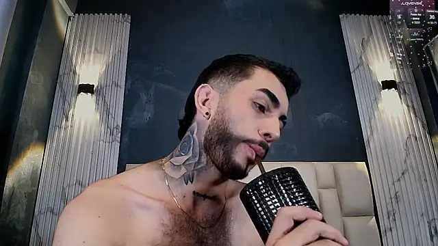 Marcelo ruiz  online show from 04-11-26, 06:55