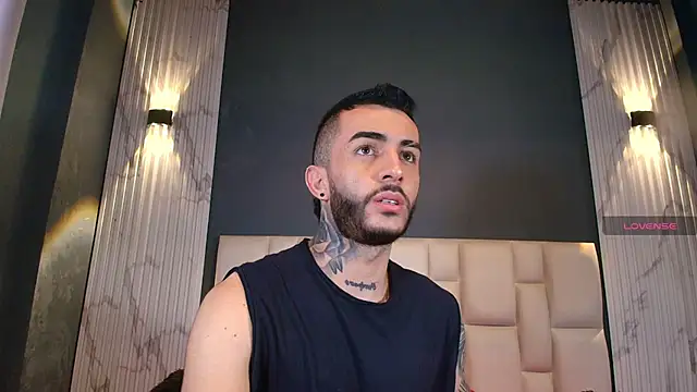 Marcelo ruiz  online show from 11-06-25, 04:55