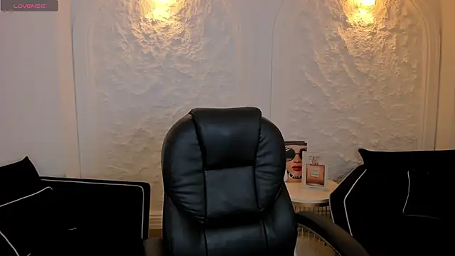 Snapshot of ChloePreston_ chatting on 02-03-26, 11:04 ChloePreston online show from 02-03-26, 11:04