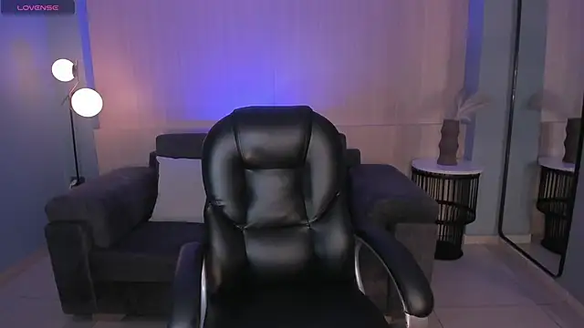 Snapshot of ChloePreston_ chatting on 03-01-26, 10:48 ChloePreston online show from 03-01-26, 10:48