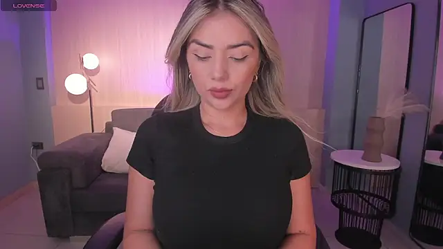 ChloePreston  online show from 04-07-26, 10:50