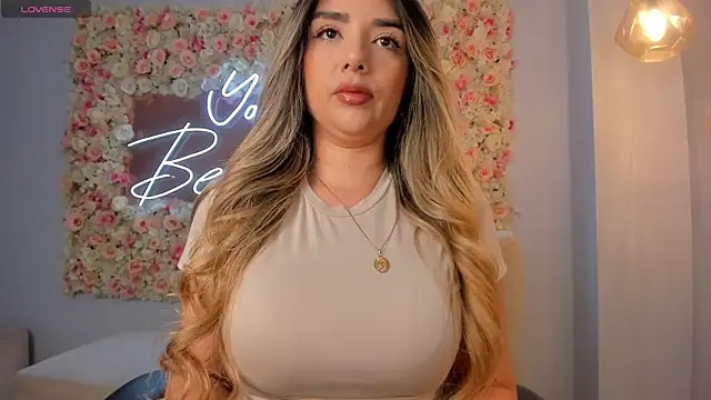 Snapshot of ChloePreston_ chatting on 01-17-26, 10:52 ChloePreston online show from 01-17-26, 10:52