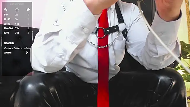 LuccaMallard online show from 06-03-26, 02:33