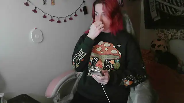 GoddessPinxx online show from 12-04-24, 06:16