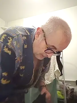 Bretoncool online show from 10-25-25, 01:23