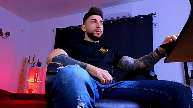 MightyAaron66 online show from 04-01-26, 02:24