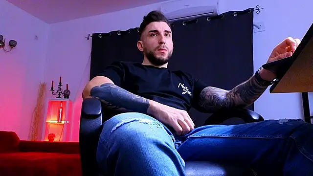 MightyAaron66 online show from 01-12-26, 05:31