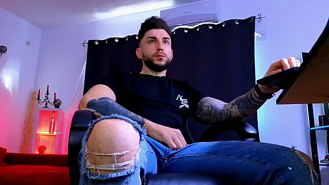 MightyAaron66 online show from 04-08-26, 04:58