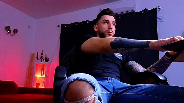 MightyAaron66 online show from 11-08-25, 04:16