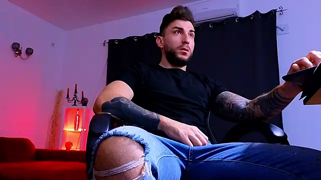 MightyAaron66 online show from 11-03-25, 04:07