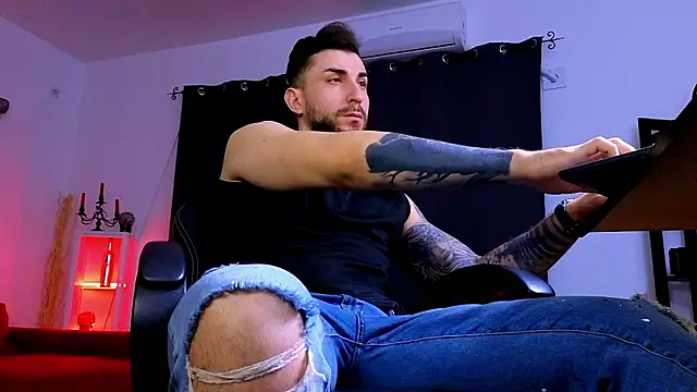 MightyAaron66 online show from 02-14-26, 03:29