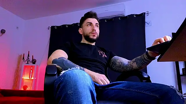 MightyAaron66 online show from 04-05-26, 02:29