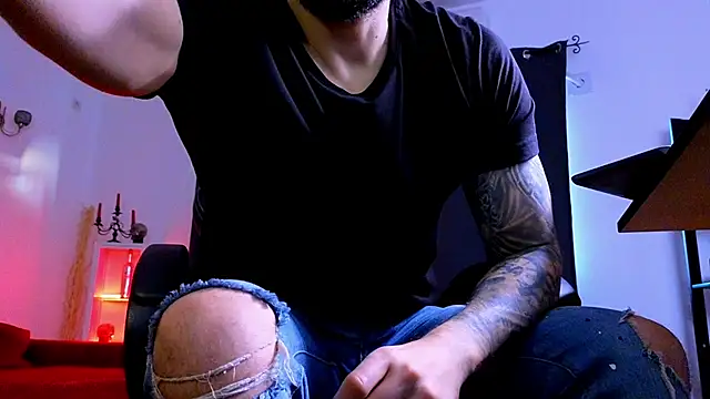 MightyAaron66 online show from 04-14-26, 04:39