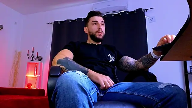 MightyAaron66 online show from 07-13-26, 03:28