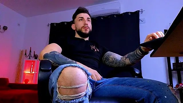 MightyAaron66 online show from 03-01-26, 04:23