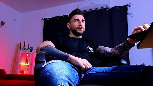 MightyAaron66 online show from 01-17-26, 05:27