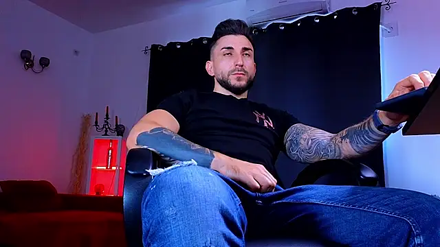 MightyAaron66 online show from 09-14-25, 01:55