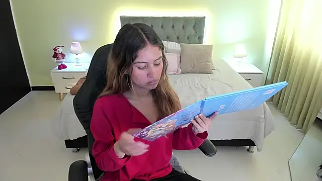 Tamy edwards online show from 12-14-25, 02:00