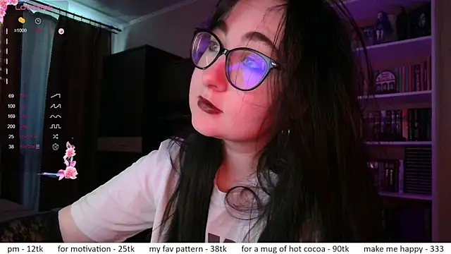 Snapshot of el_sweety chatting on 04-21-26, 01:17 el sweety online show from 04-21-26, 01:17