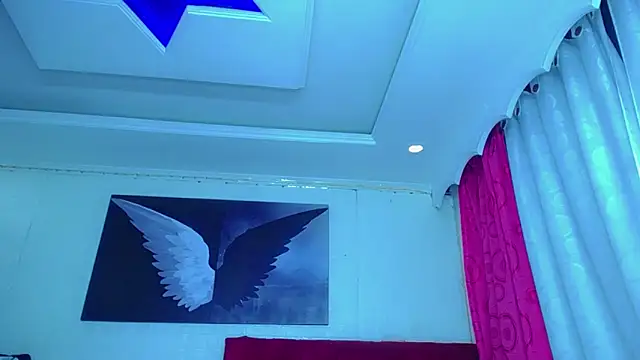 NahomiCamper online show from 11-09-25, 10:36