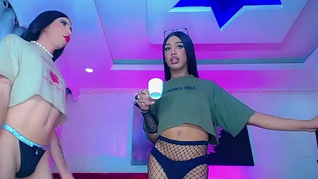 NahomiCamper online show from 11-14-25, 02:59