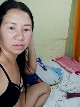 Snapshot of Daniela_gonzal chatting on 01-20-25, 10:15 Daniela gonzal online show from 01-20-25, 10:15