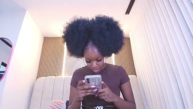 kata hazel online show from 03-21-26, 07:18