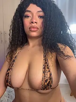 Alyssa Houston online show from 01-16-26, 01:26