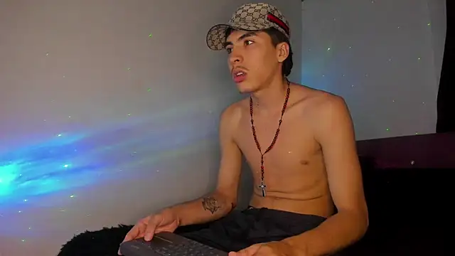 HeellBoy  online show from 07-11-26, 11:16