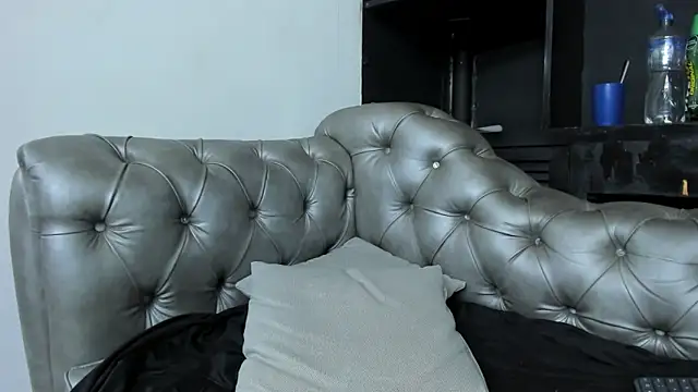 HeellBoy  online show from 11-02-25, 07:46