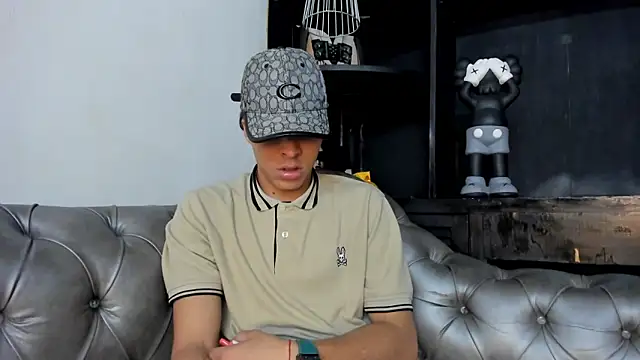 HeellBoy  online show from 11-29-25, 03:50