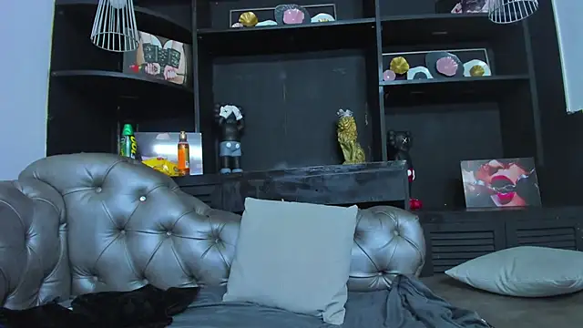 HeellBoy  online show from 11-06-25, 07:40