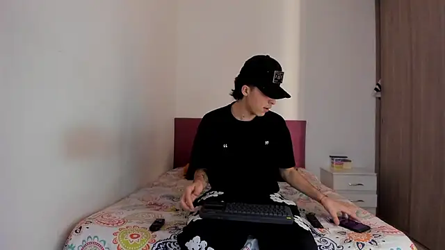 HeellBoy  online show from 02-28-26, 12:38